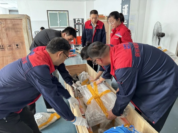 破暑前行，全员冲刺，铸就黄瓜视频污污污下载新速度！
